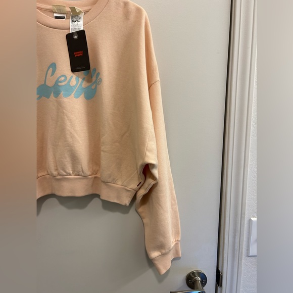 🍁NWT Peach and Blue Levi’s Cropped Sweatshirt - Picture 7 of 15